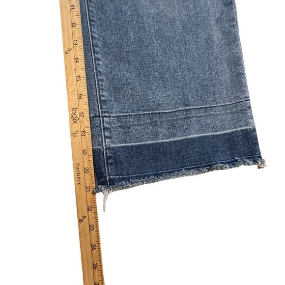 Lands’ End Women’s Petite 6 Mid Rise Wide Leg Crop Jeans Denim Raw Hem Stretch - Picture 8 of 9